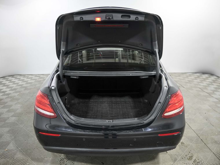 Mercedes-Benz E-класс 2019 года, 294 419 км - вид 19