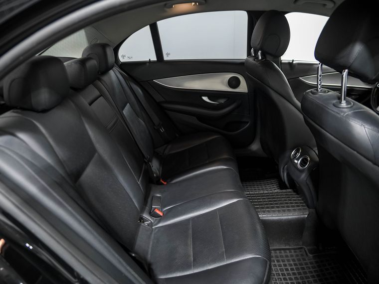 Mercedes-Benz E-класс 2019 года, 294 419 км - вид 16