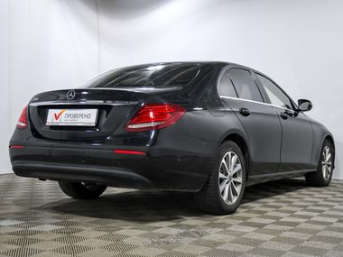 Mercedes-Benz E-класс 2019 года, 294 419 км - вид 4