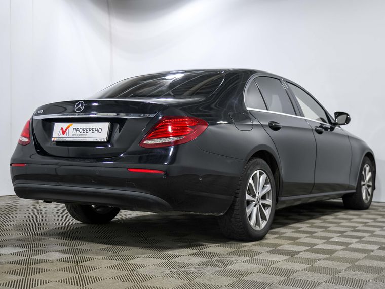 Mercedes-Benz E-класс 2019 года, 294 419 км - вид 4