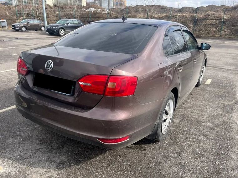 Volkswagen Jetta 2014 года, 76 440 км - вид 3