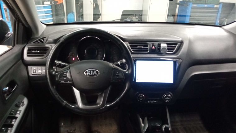 KIA Rio 2013 года, 186 304 км - вид 5