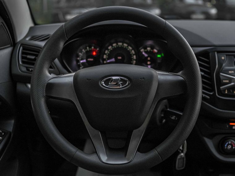 ВАЗ (LADA) Vesta 2016 года, 97 000 км - вид 6