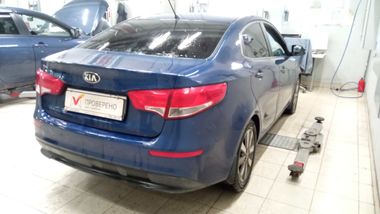 Kia Rio 2015 года, 165 179 км - вид 3