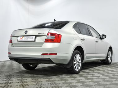 Skoda Octavia 2014 года, 245 000 км - вид 4