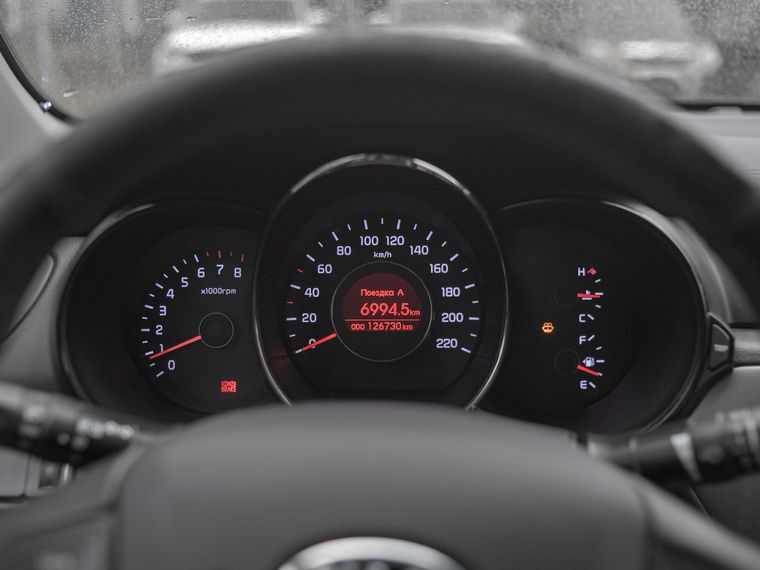 Kia Rio 2012 года, 125 000 км - вид 5