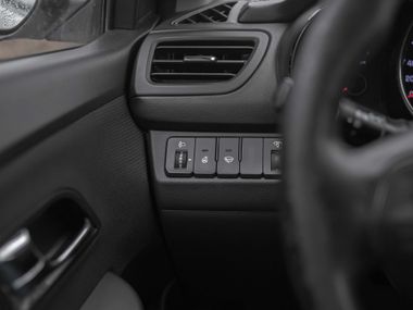 Kia Rio 2012 года, 125 000 км - вид 8