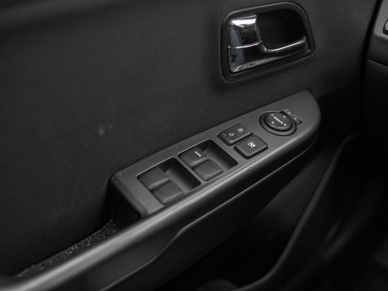 Kia Rio 2012 года, 125 000 км - вид 9