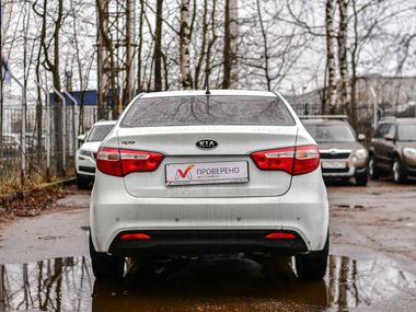 Kia Rio 2012 года, 125 000 км - вид 4