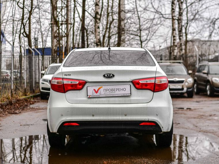Kia Rio 2012 года, 125 000 км - вид 4
