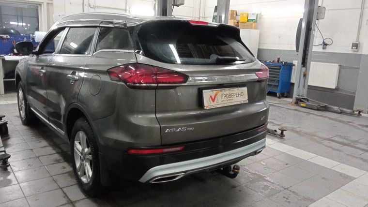 Geely Atlas Pro 2022 года, 73 349 км - вид 4