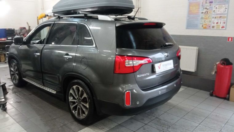 KIA Sorento 2013 года, 258 253 км - вид 4