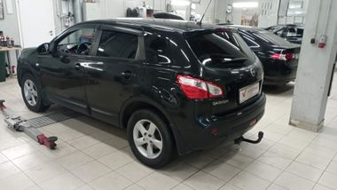 Nissan Qashqai 2012 года, 238 392 км - вид 4