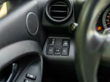 Toyota RAV4 2012 года, 67 773 км - вид 10