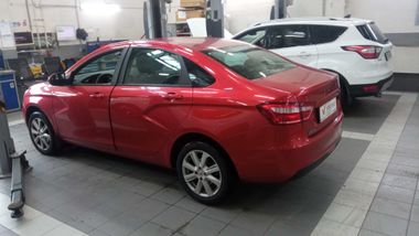 ВАЗ (LADA) Vesta 2020 года, 68 304 км - вид 4