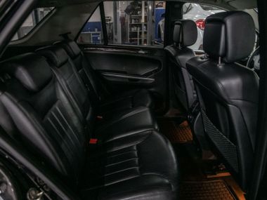 Mercedes-Benz M-класс 2005 года, 134 356 км - вид 13