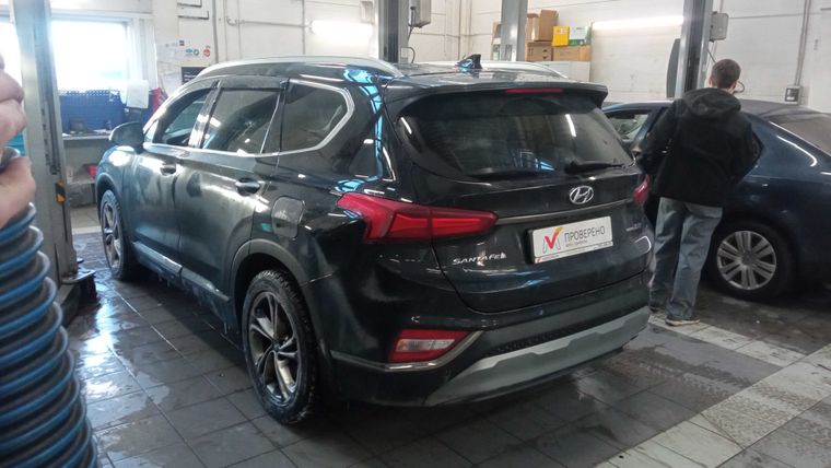 Hyundai Santa Fe 2018 года, 166 836 км - вид 4