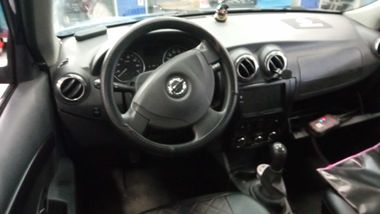Nissan Almera 2013 года, 100 428 км - вид 5