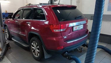 Jeep Grand Cherokee 2012 года, 219 430 км - вид 4