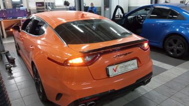 Kia Stinger 2019 года, 63 880 км - вид 4