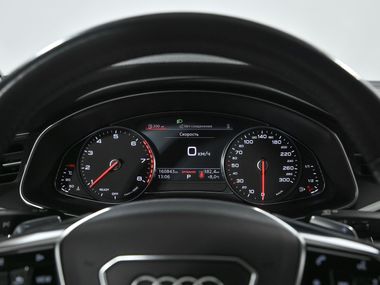 Audi A6 2020 года, 160 600 км - вид 8