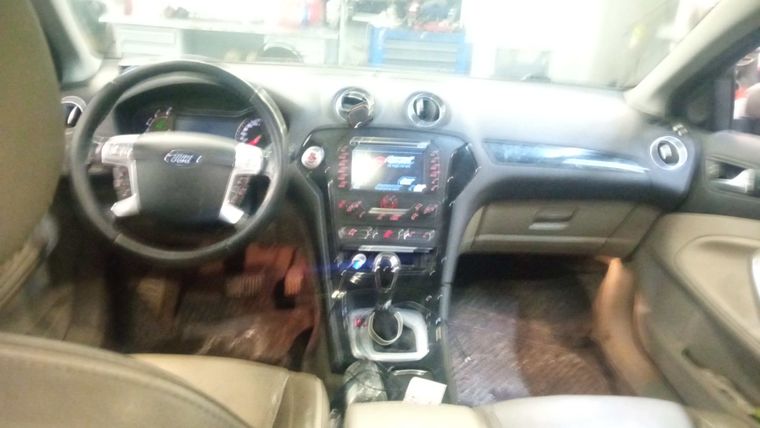 Ford Mondeo 2012 года, 333 043 км - вид 5