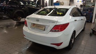 Hyundai Solaris 2015 года, 87 816 км - вид 3