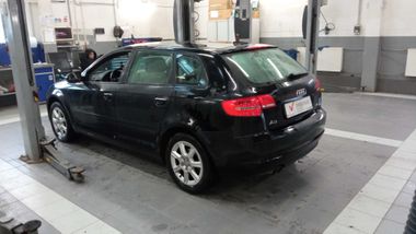 Audi A3 2011 года, 121 953 км - вид 4