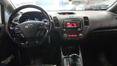 Kia Cerato 2019 года, 126 258 км - вид 5