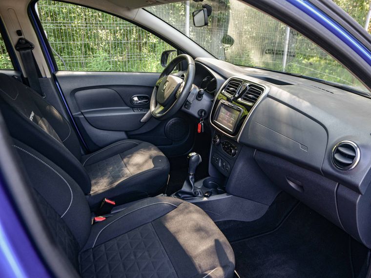 Renault Sandero Stepway 2016 года, 90 265 км - вид 12