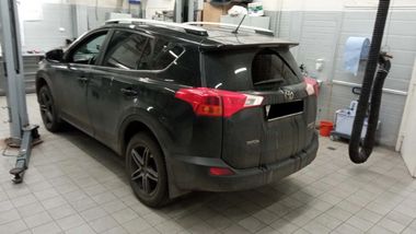 Toyota RAV4 2015 года, 296 979 км - вид 4