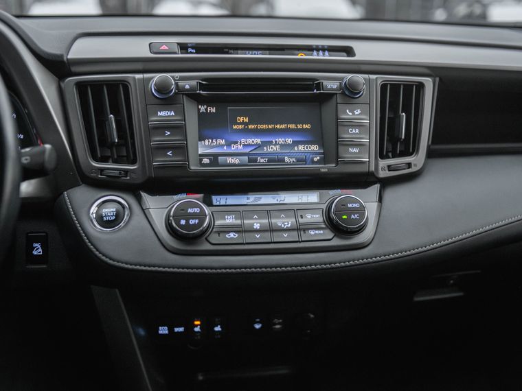 Toyota RAV4 2015 года, 296 979 км - вид 9