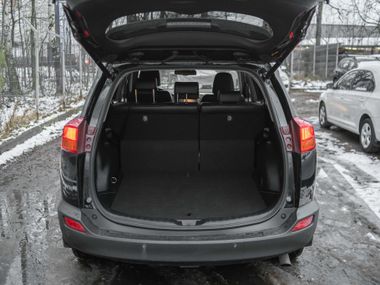 Toyota RAV4 2015 года, 296 979 км - вид 16