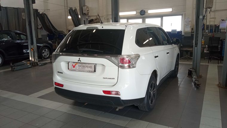 Mitsubishi Outlander 2013 года, 148 000 км - вид 3