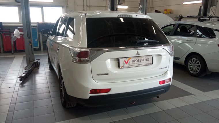 Mitsubishi Outlander 2013 года, 148 000 км - вид 4