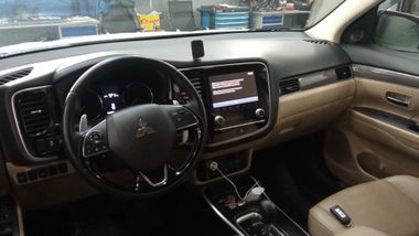 Mitsubishi Outlander 2020 года, 98 379 км - вид 5