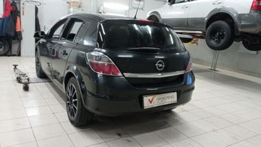 Opel Astra 2014 года, 194 729 км - вид 4