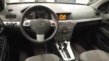 Opel Astra 2014 года, 194 729 км - вид 5