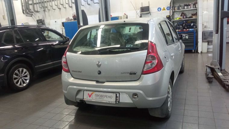 Renault Sandero 2014 года, 106 873 км - вид 3