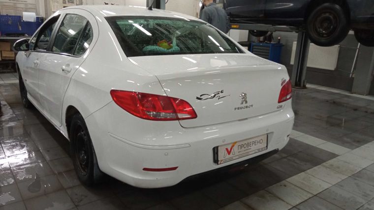 Peugeot 408 2015 года, 105 967 км - вид 4