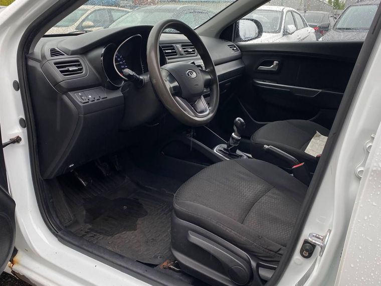 KIA Rio 2012 года, 236 874 км - вид 15