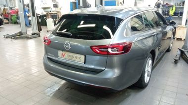 Opel Insignia 2018 года, 176 444 км - вид 3