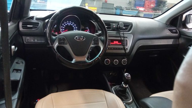 KIA Rio 2015 года, 115 981 км - вид 5