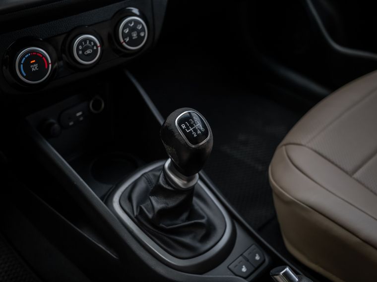 Kia Rio 2015 года, 115 981 км - вид 8