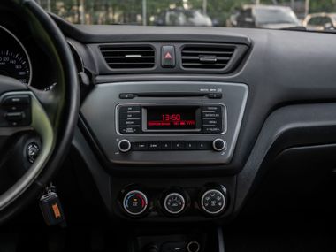 Kia Rio 2015 года, 115 981 км - вид 7