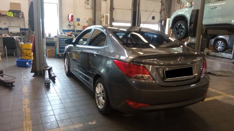 Hyundai Solaris 2014 года, 174 640 км - вид 4