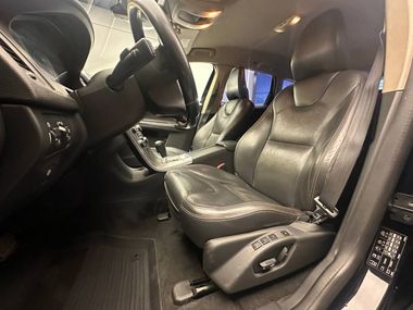 Volvo XC60 2012 года, 166 000 км - вид 11