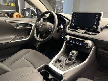 Toyota RAV4 2021 года, 52 516 км - вид 11