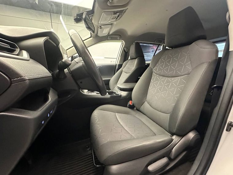 Toyota RAV4 2021 года, 52 516 км - вид 13