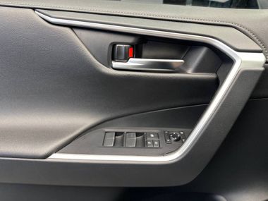 Toyota RAV4 2021 года, 52 516 км - вид 20